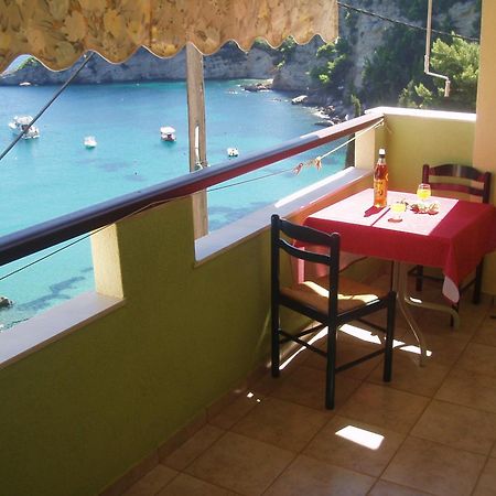 Haravgi Hotel Patitírion Esterno foto