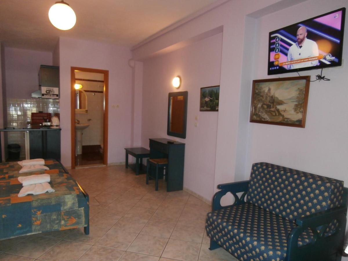 Haravgi Hotel Patitírion Esterno foto