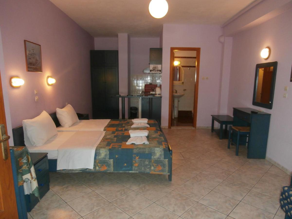Haravgi Hotel Patitírion Esterno foto