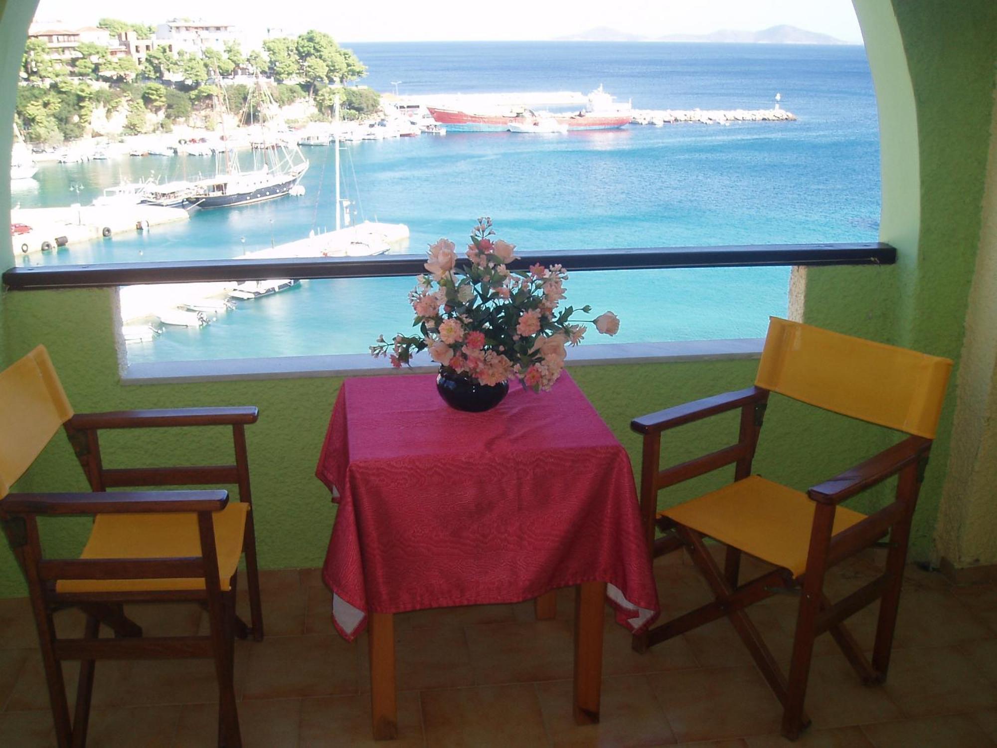 Haravgi Hotel Patitírion Esterno foto