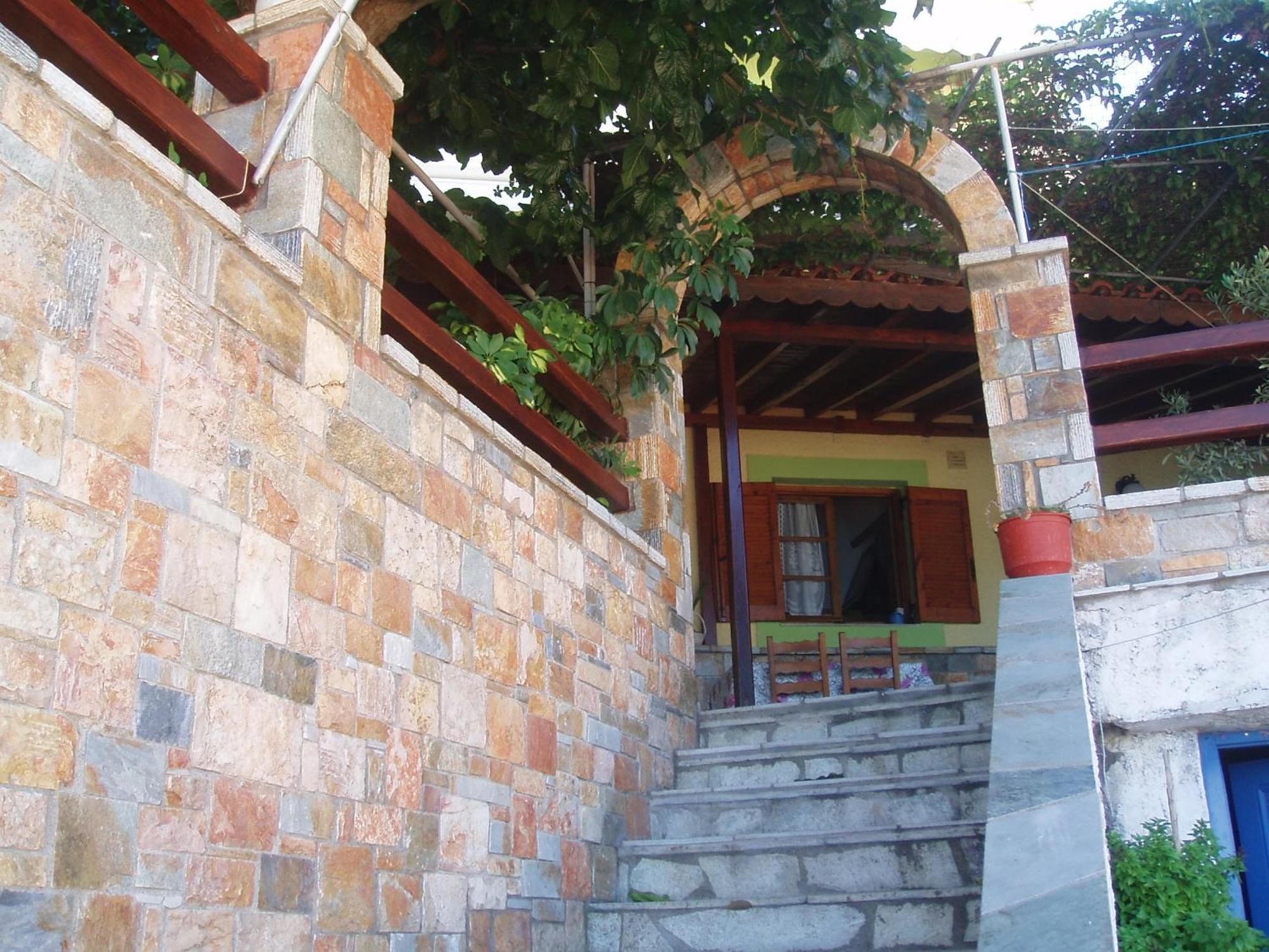 Haravgi Hotel Patitírion Esterno foto