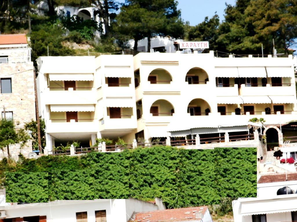 Haravgi Hotel Patitírion Esterno foto