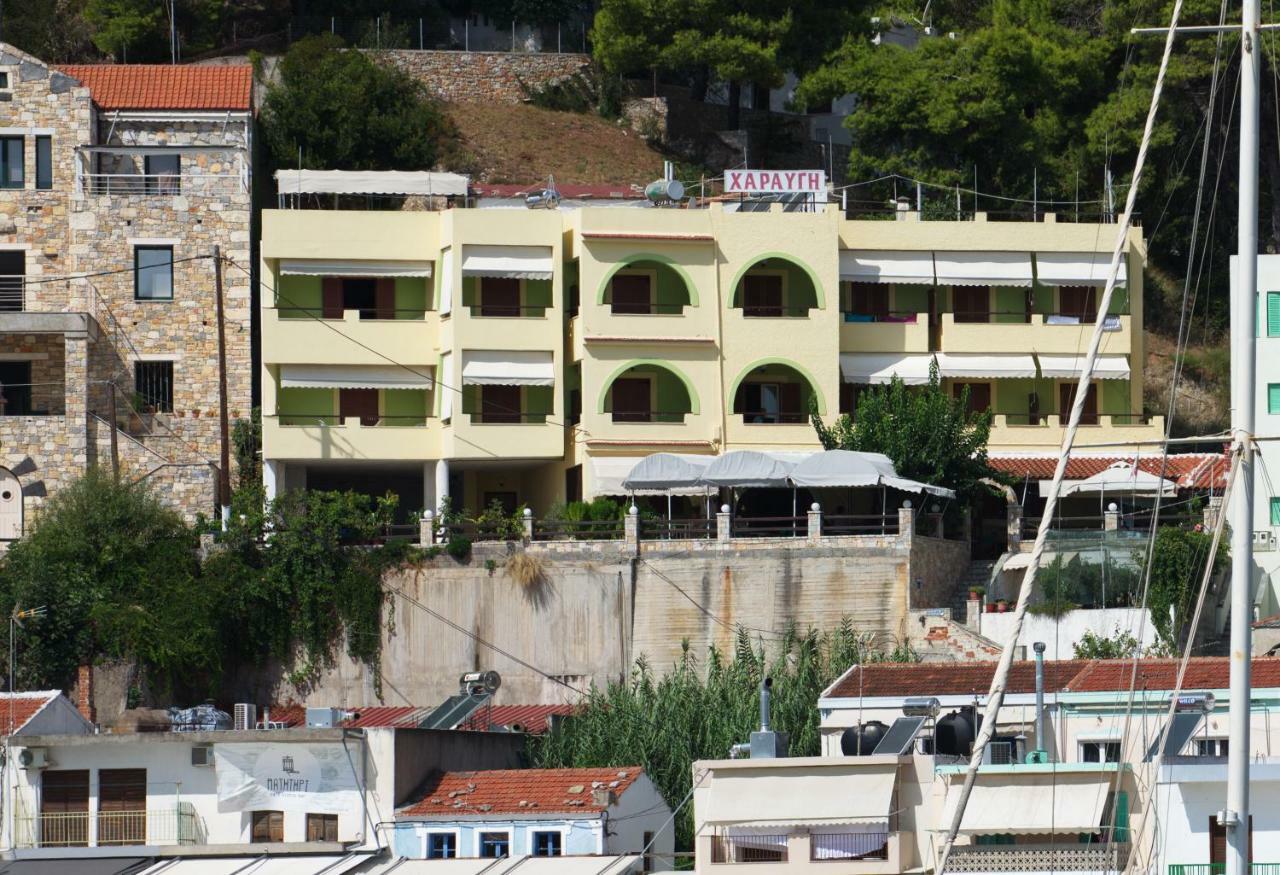 Haravgi Hotel Patitírion Esterno foto