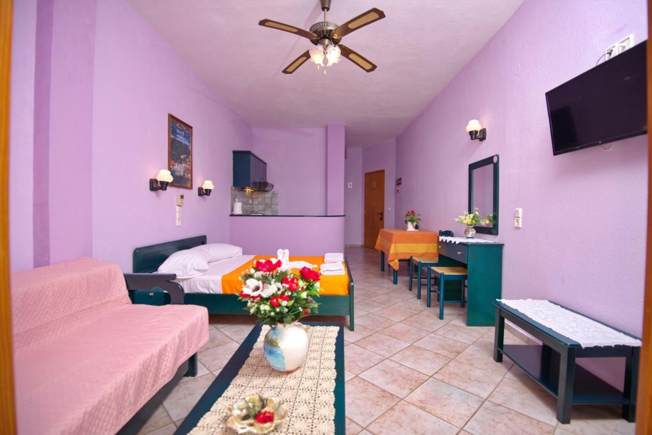 Haravgi Hotel Patitírion Esterno foto