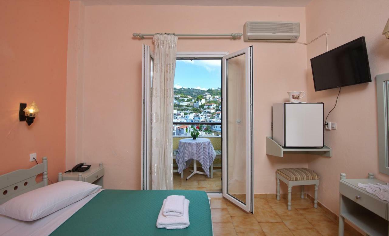 Haravgi Hotel Patitírion Esterno foto