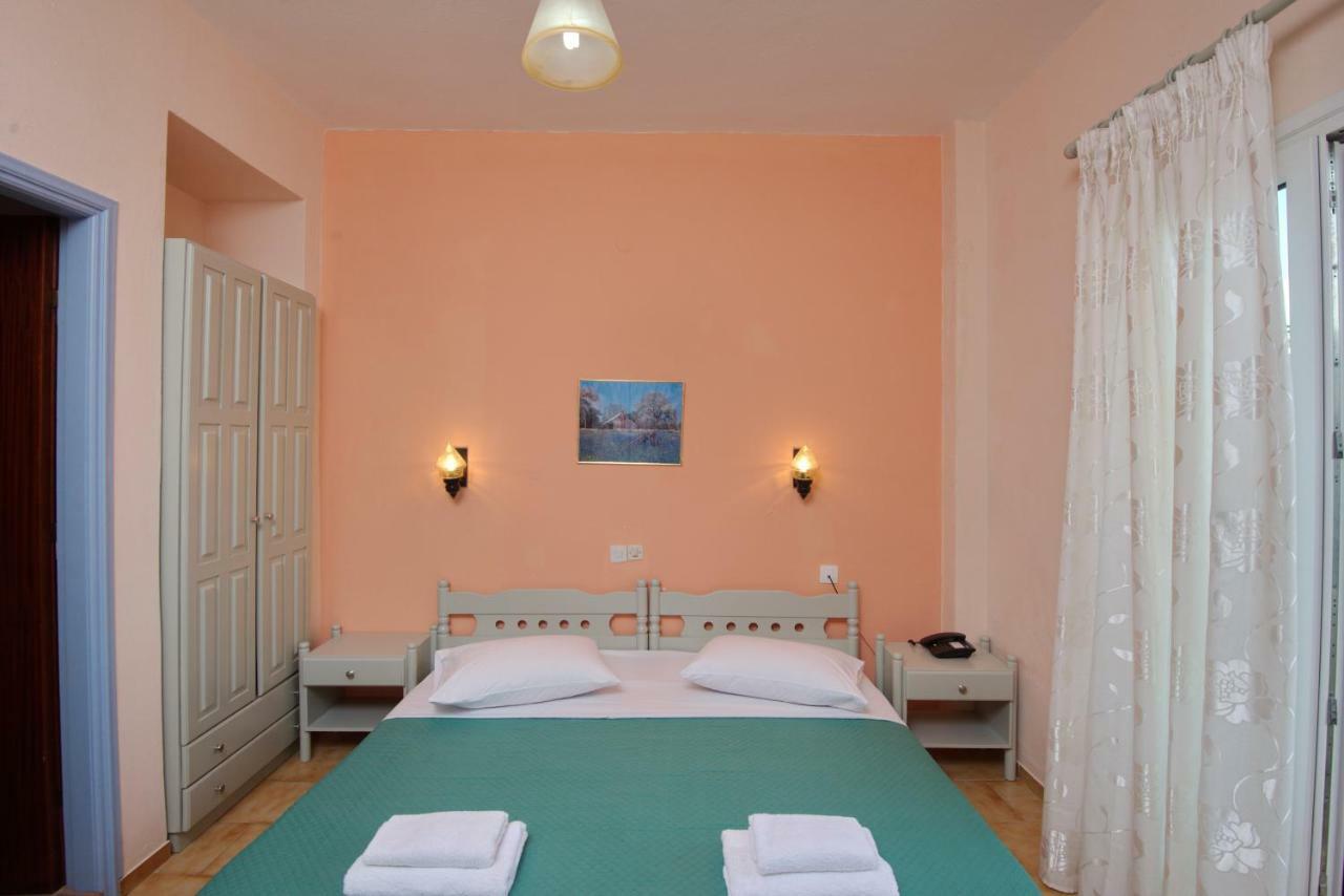 Haravgi Hotel Patitírion Esterno foto
